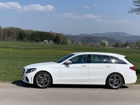 Mercedes C-Klasse Automatikfahrzeug und Anhängerausbildung